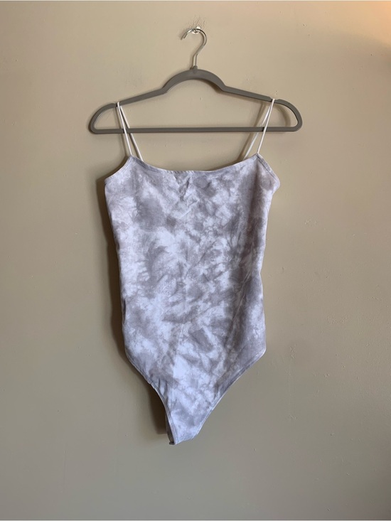 Abercrombie & Fitch Tops - Abercrombie & Fitch Women Size Large Gray Tie-Dye Spaghetti Strap Body Suit